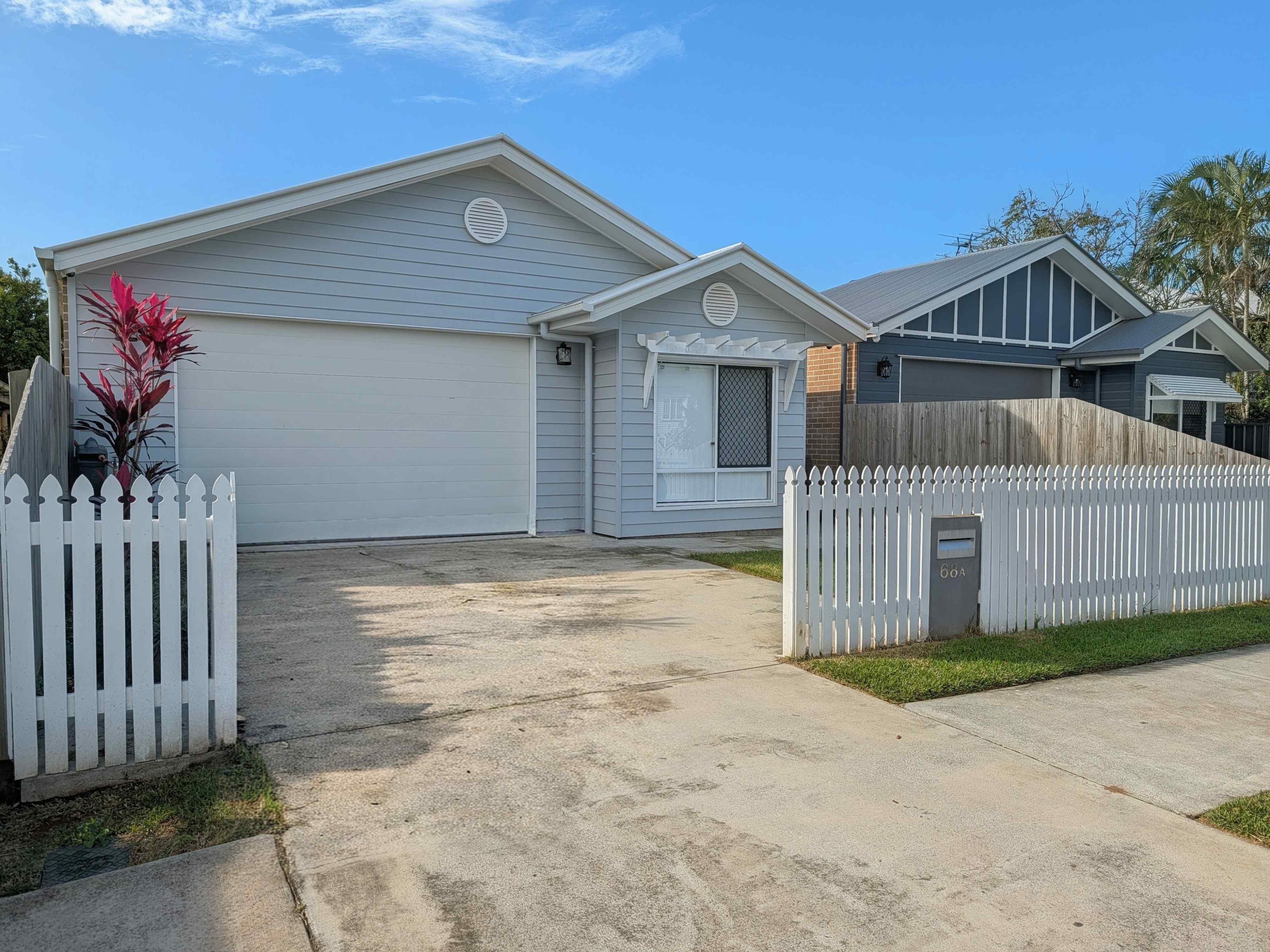 Modern SDA home in beautiful Woody Point! in Woody Point
