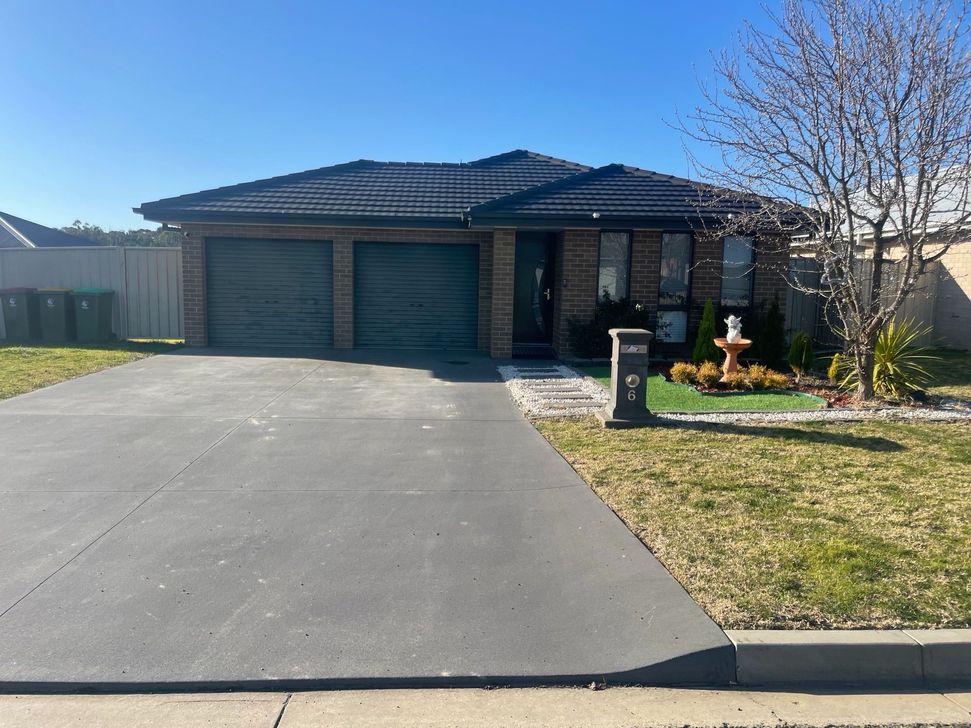 Supported Independent Living in a warm and welcoming home and Short Term Accommodation — Home image 4