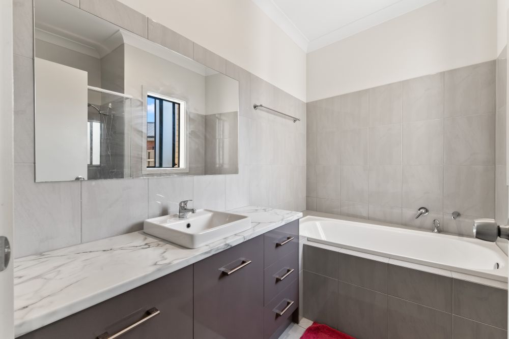 SIL -Cozy & Comfortable Home in Oaklands Park – Perfect for Independent Male — Home image 7