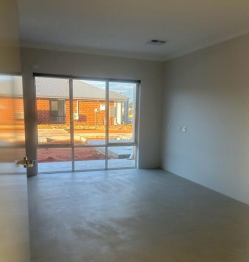 Brand NEW HPS Home in Midvale: Comes with HUGE TV! — Home image 2