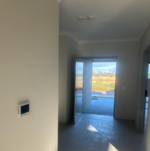 Brand NEW HPS Home in Midvale: Comes with HUGE TV! — Home image 3