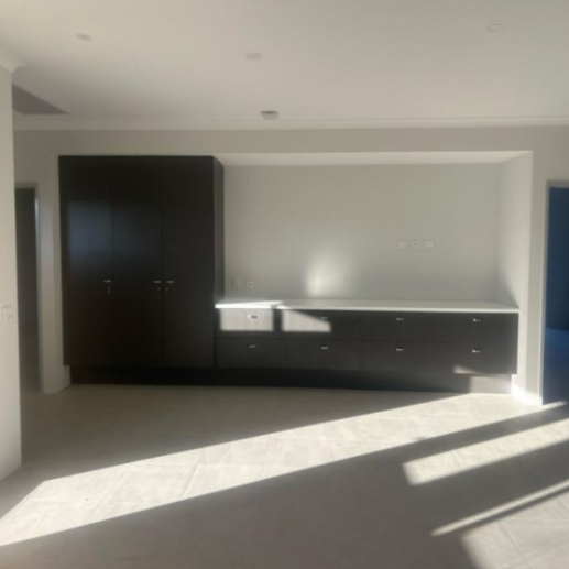 Brand NEW HPS Home in Midvale: Comes with HUGE TV! — Home image 6