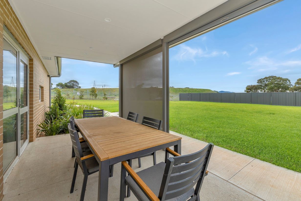 Vacancy in a spacious SDA home in Lovely Banks — Home image 2