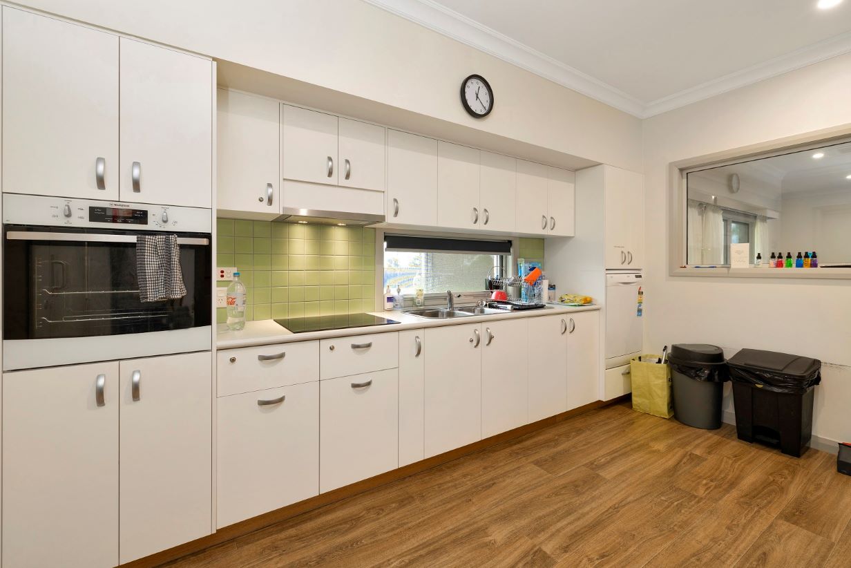 Vacancy in a spacious SDA home in Lovely Banks — Home image 3