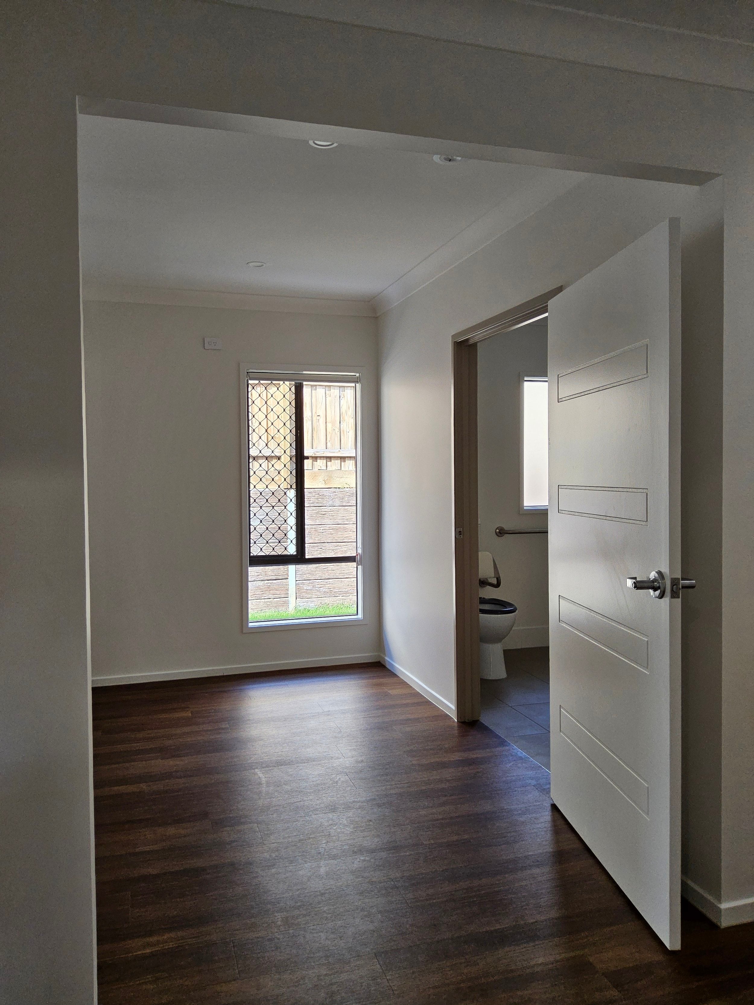 Lapwing Crescent, Bellbird Park QLD — Home image 11