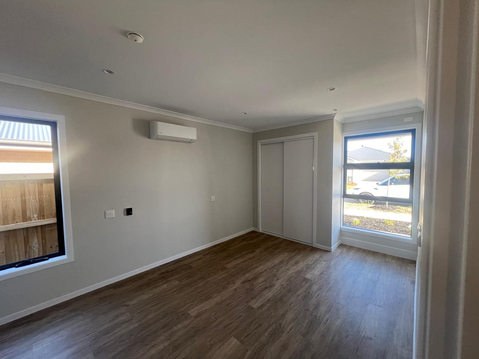 4 BR High Physical Support Home with Ensuites & OOA Room – Tarneit — Home image 4