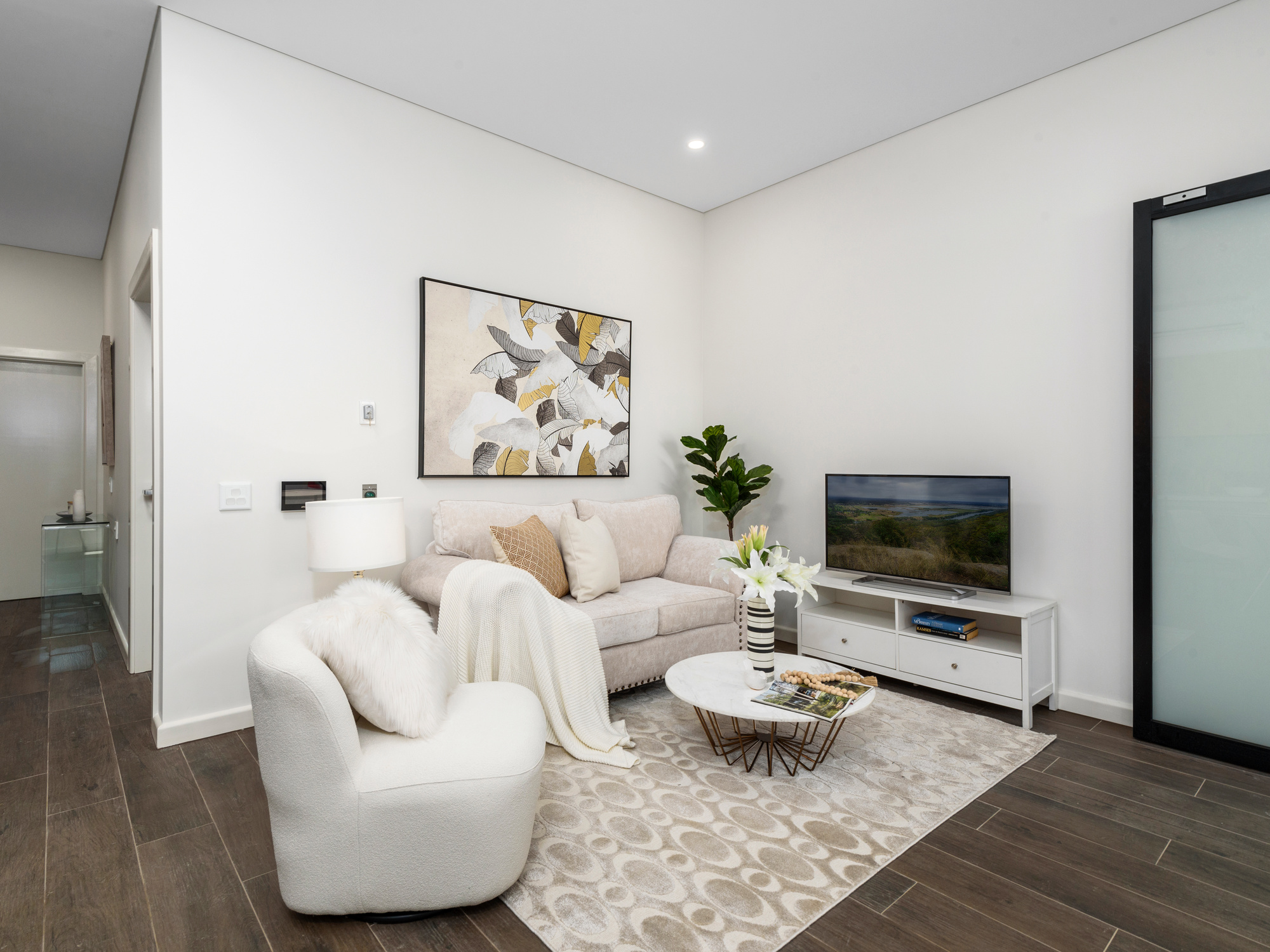 Five SDA Villas - Excellent Location - Beautiful Build Quality - HPS — Home image 4