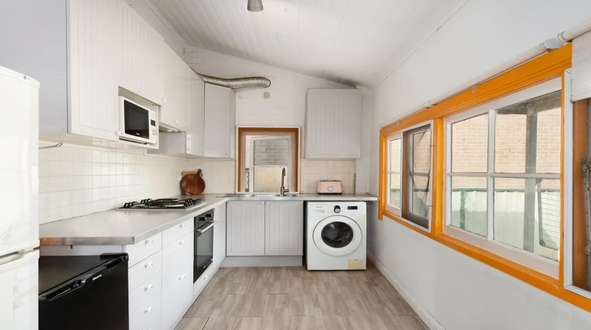 Carlton — Home image 5