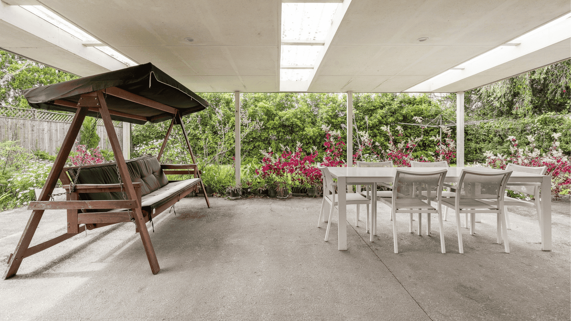 Wahroonga – modern, shared 5-bedroom home — Home image 9