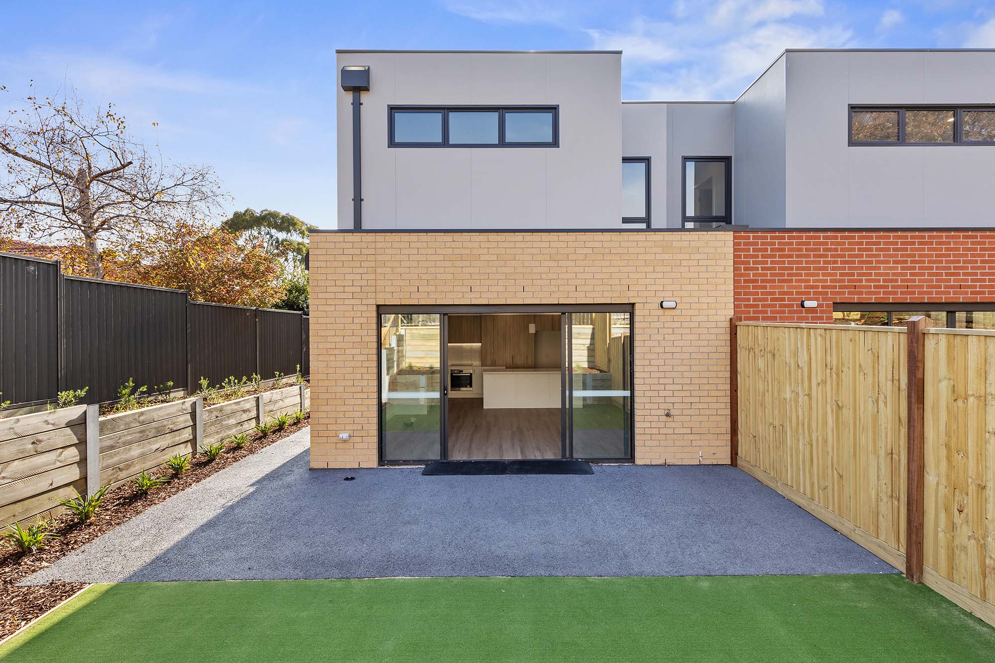Improved Livability townhouses in leafy Langwarrin! — Home image 5