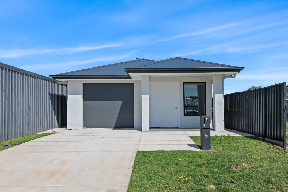 Find Quiet Independence and Coastal Comfort in Port Noarlunga in Port Noarlunga South