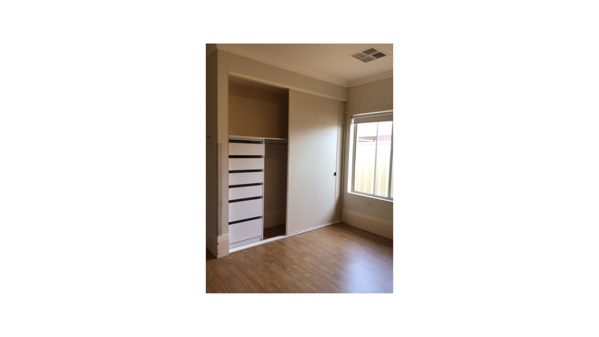 Park Holme - One bedroom available -Shared Home - High Physical Support — Home image 7
