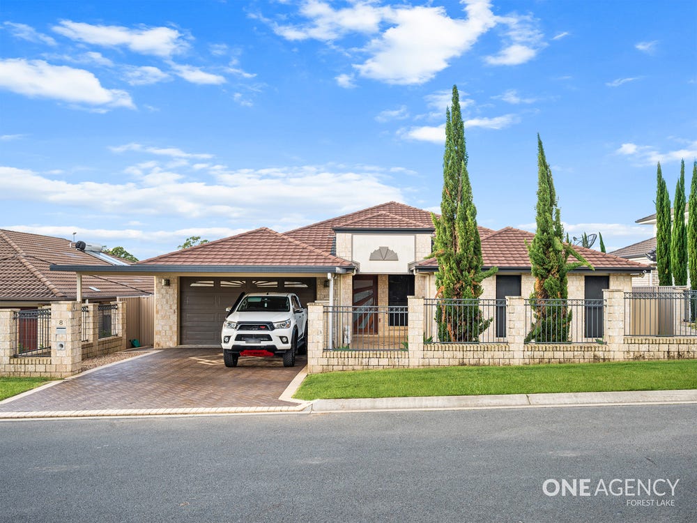IMMACULATE SIL HOUSE AVAILABLE in Doolandella