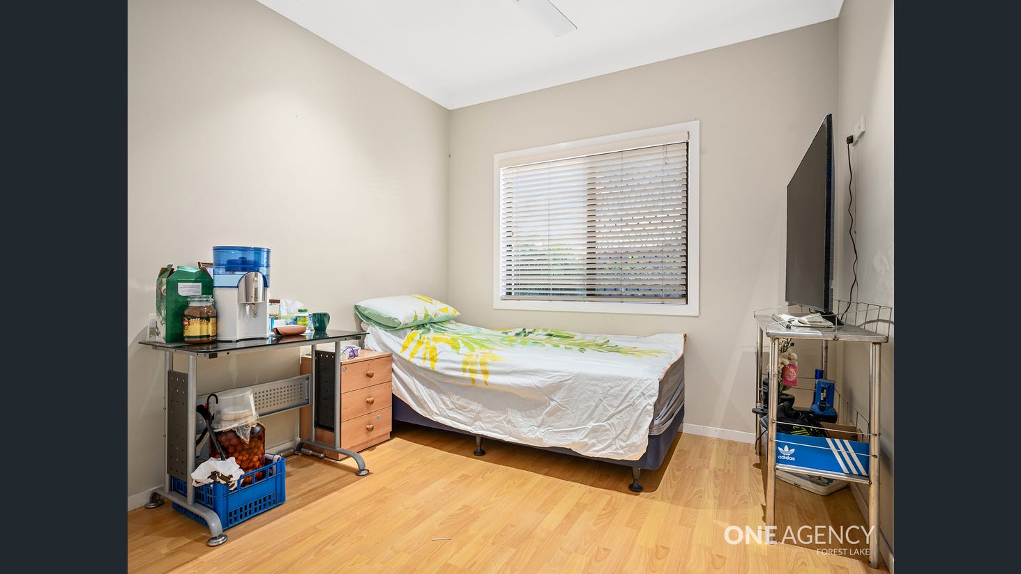 IMMACULATE SIL HOUSE AVAILABLE — Home image 15