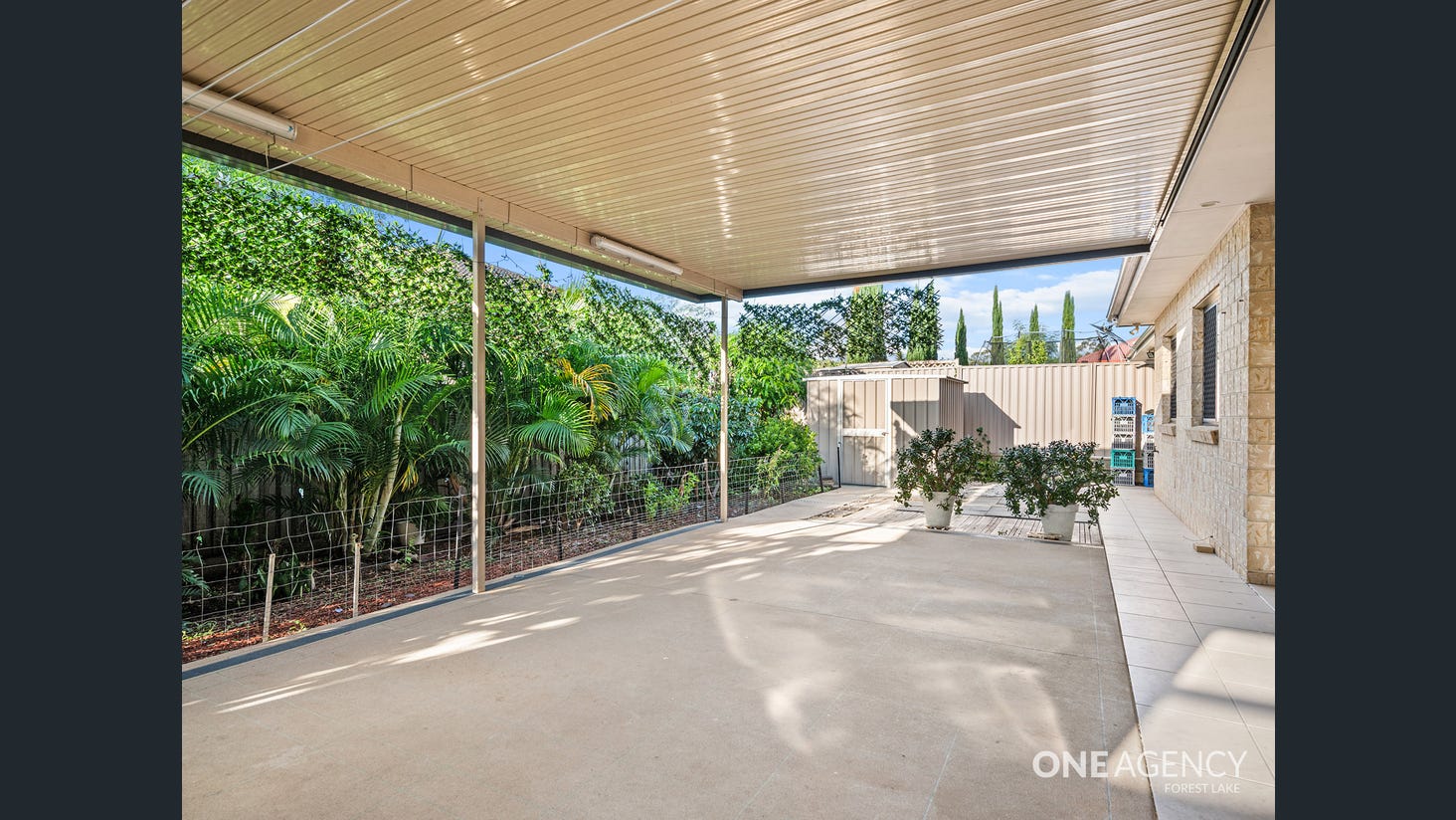 IMMACULATE SIL HOUSE AVAILABLE — Home image 19