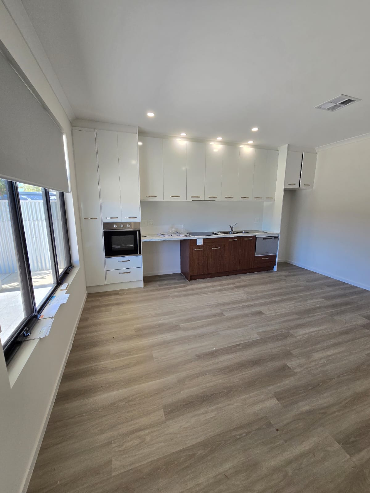 Accessible Living in the Heart of Hackham West — Home image 4
