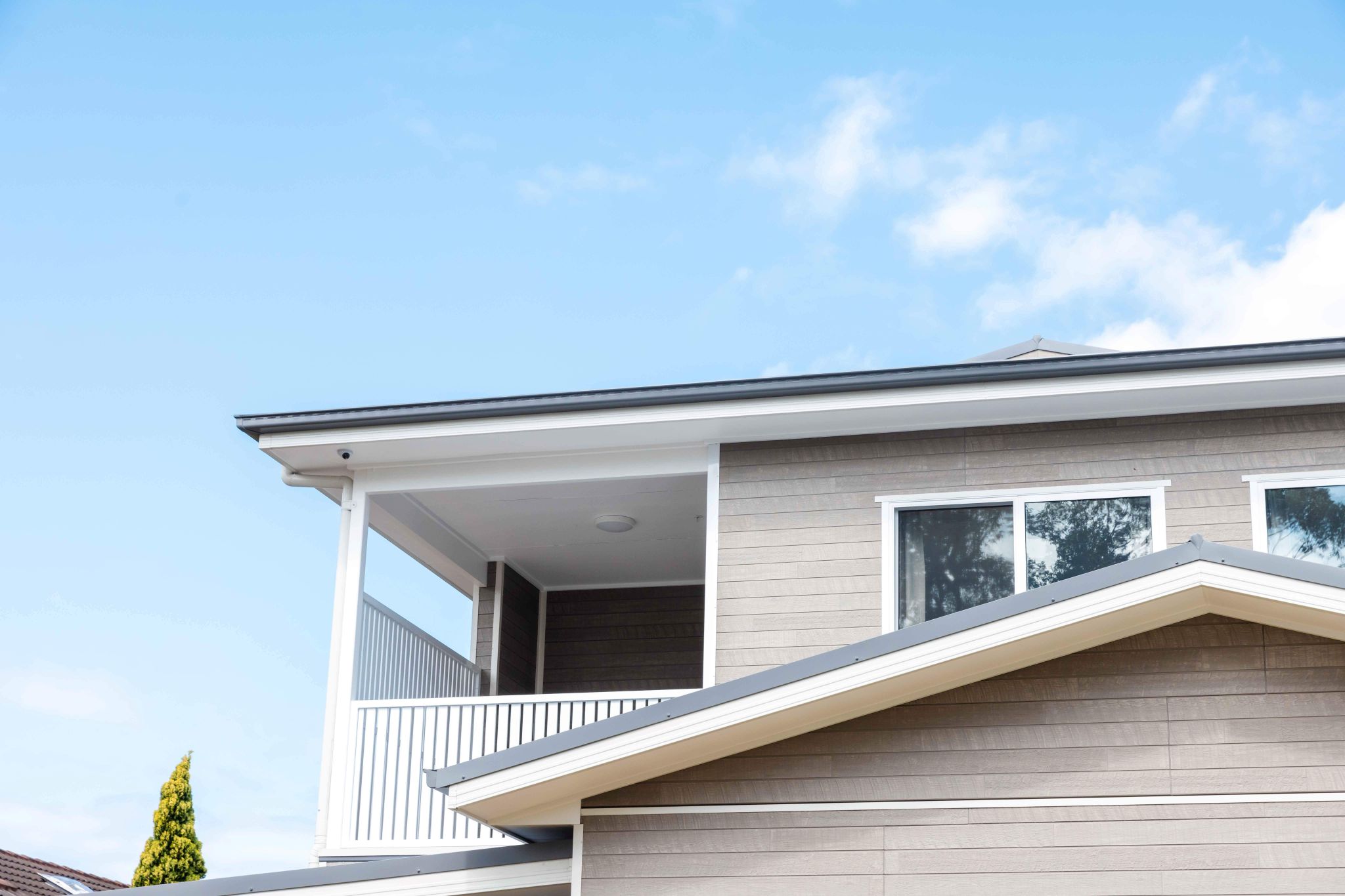 One Bedroom with Study HPS Apartment - Banora Point — Home image 4