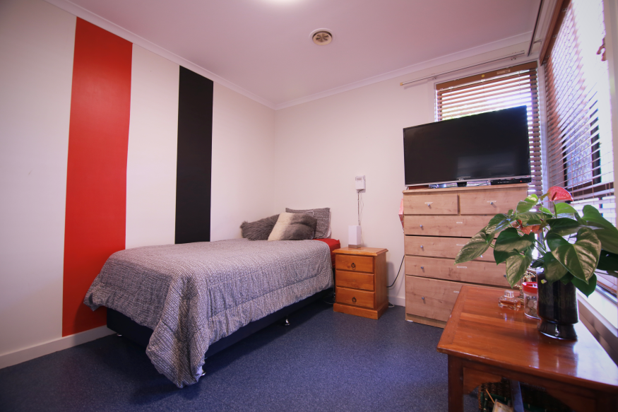 Spacious Dandenong Home - Room Vacancy in Dandenong