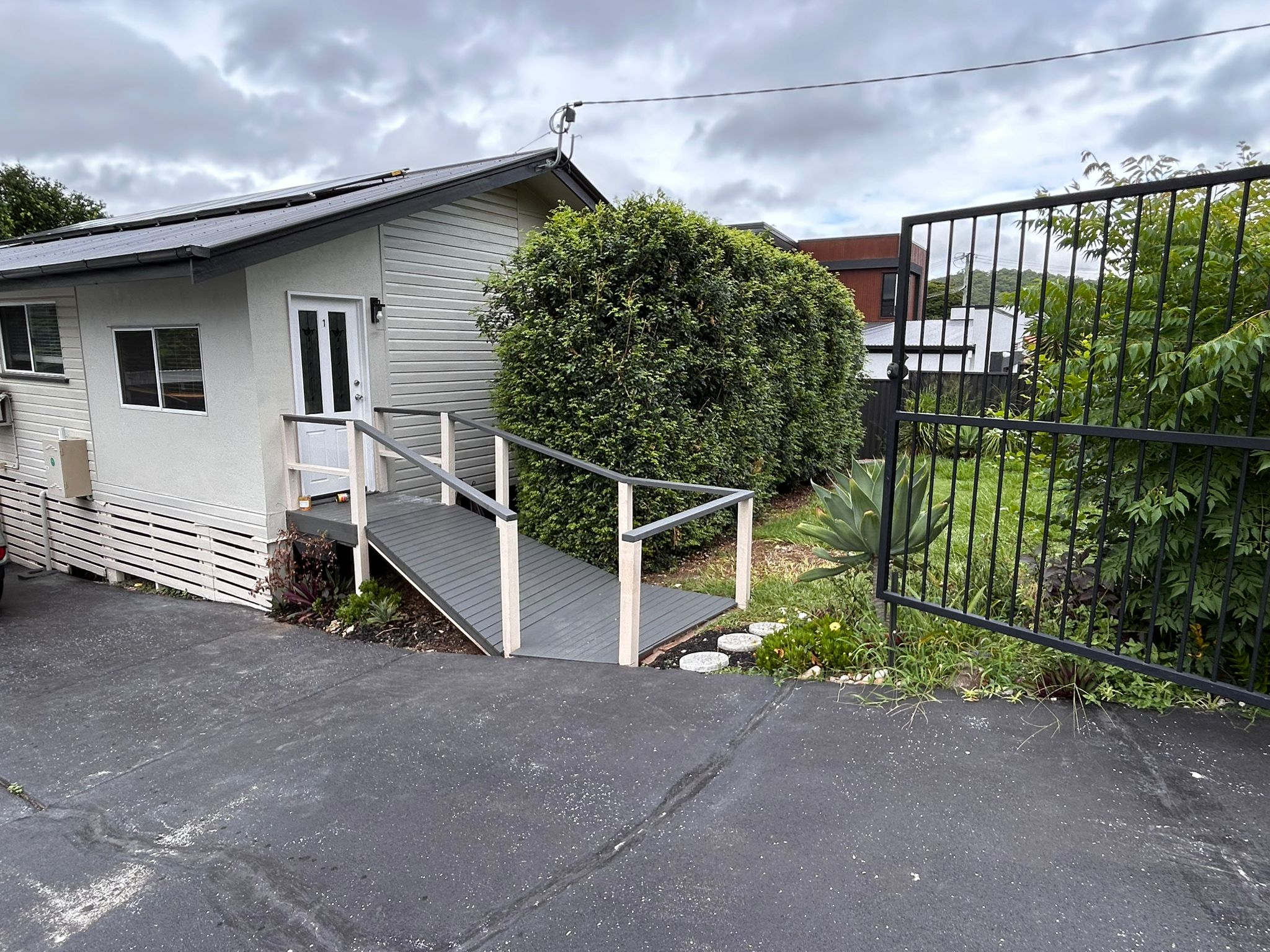 Fully Accessible Home- Close to the City, SIL, ILO, STA, MTA — Home image 5