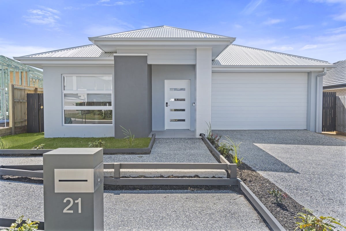 Victoria Point, QLD HPS — Home image 10