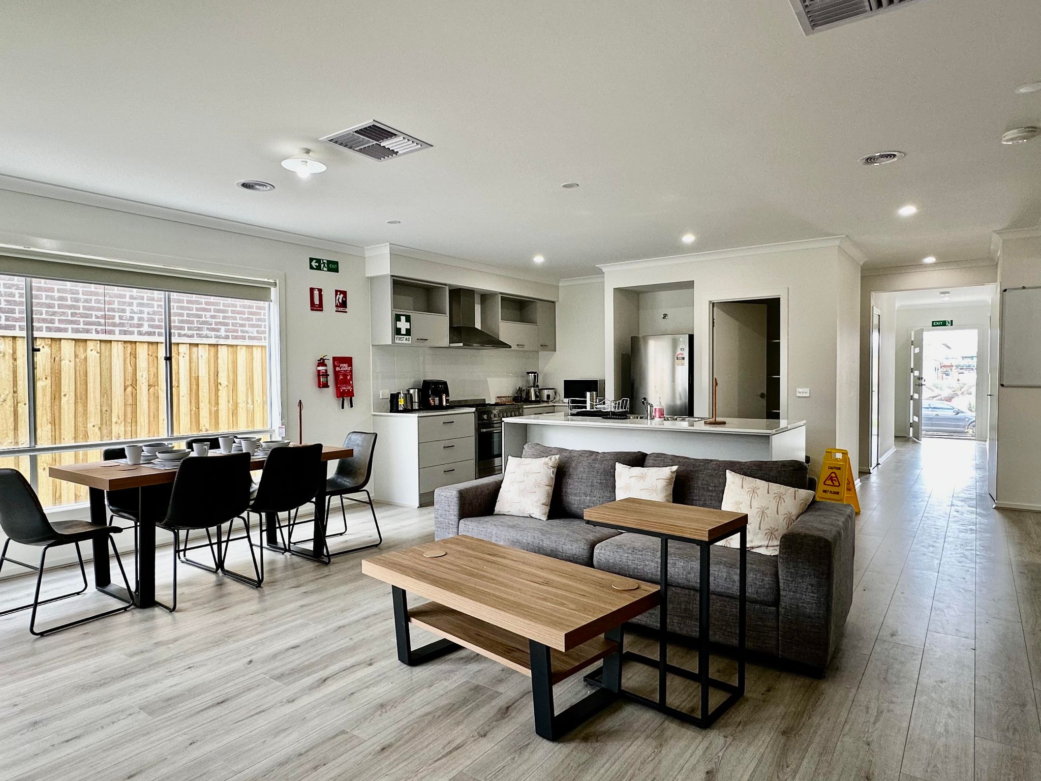 Beautiful, newly built SIL/MTA/STA- Respite  accommodation- Close to Hospital — Home image 6