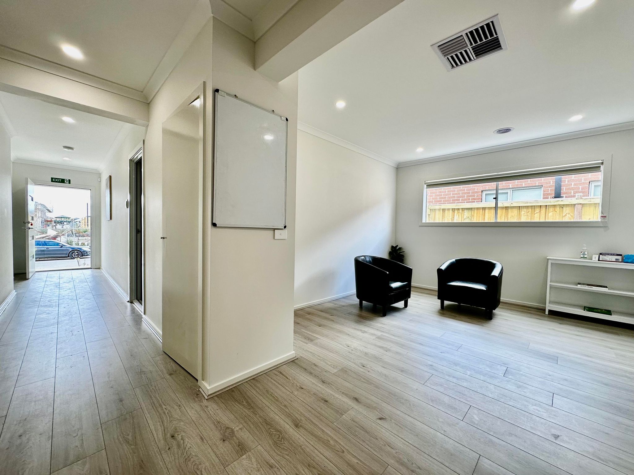 Beautiful, newly built SIL/MTA/STA- Respite  accommodation- Close to Hospital — Home image 8