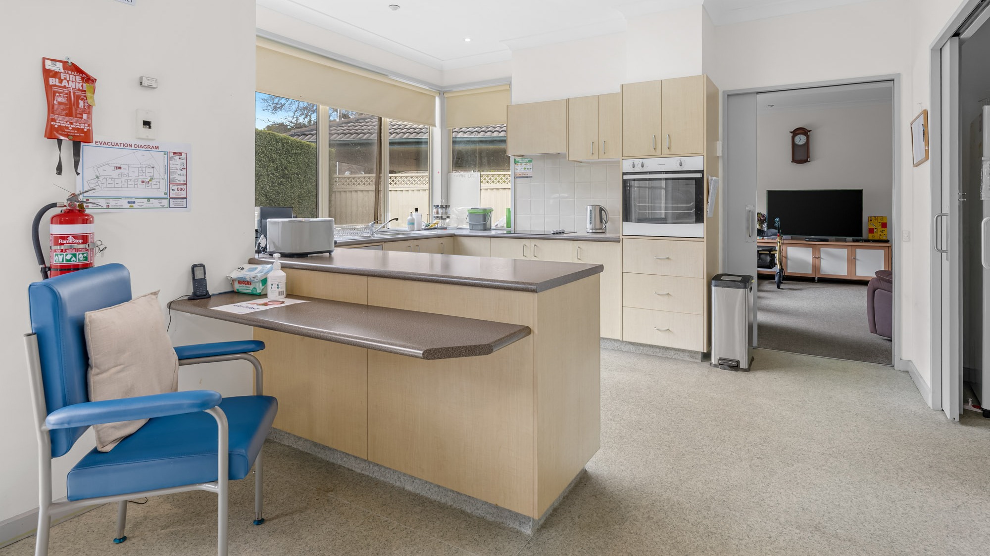 Fully accessible home nestled in peaceful Blackburn North — Home image 3