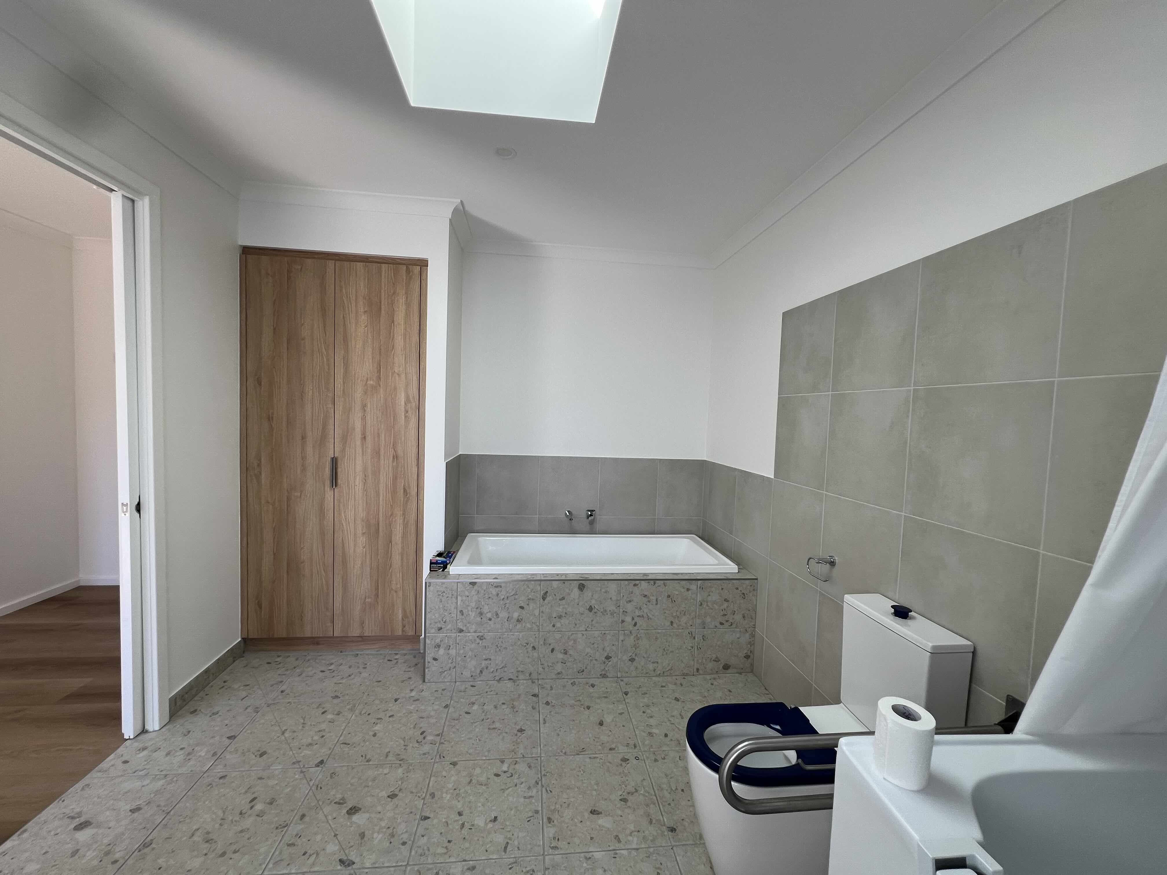 Spacious 2-resident High Physical Support with your own space — Home image 5