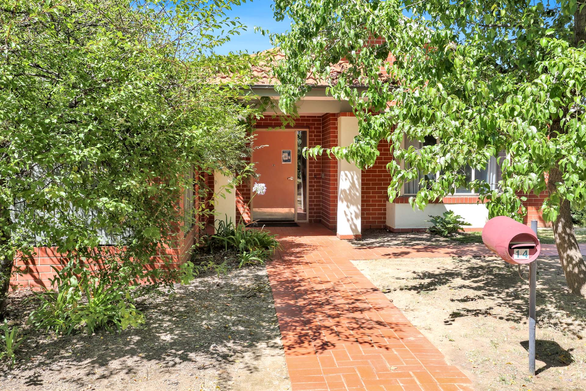 Your leafy retreat awaits: Vacancy in O'Connor in O'Connor
