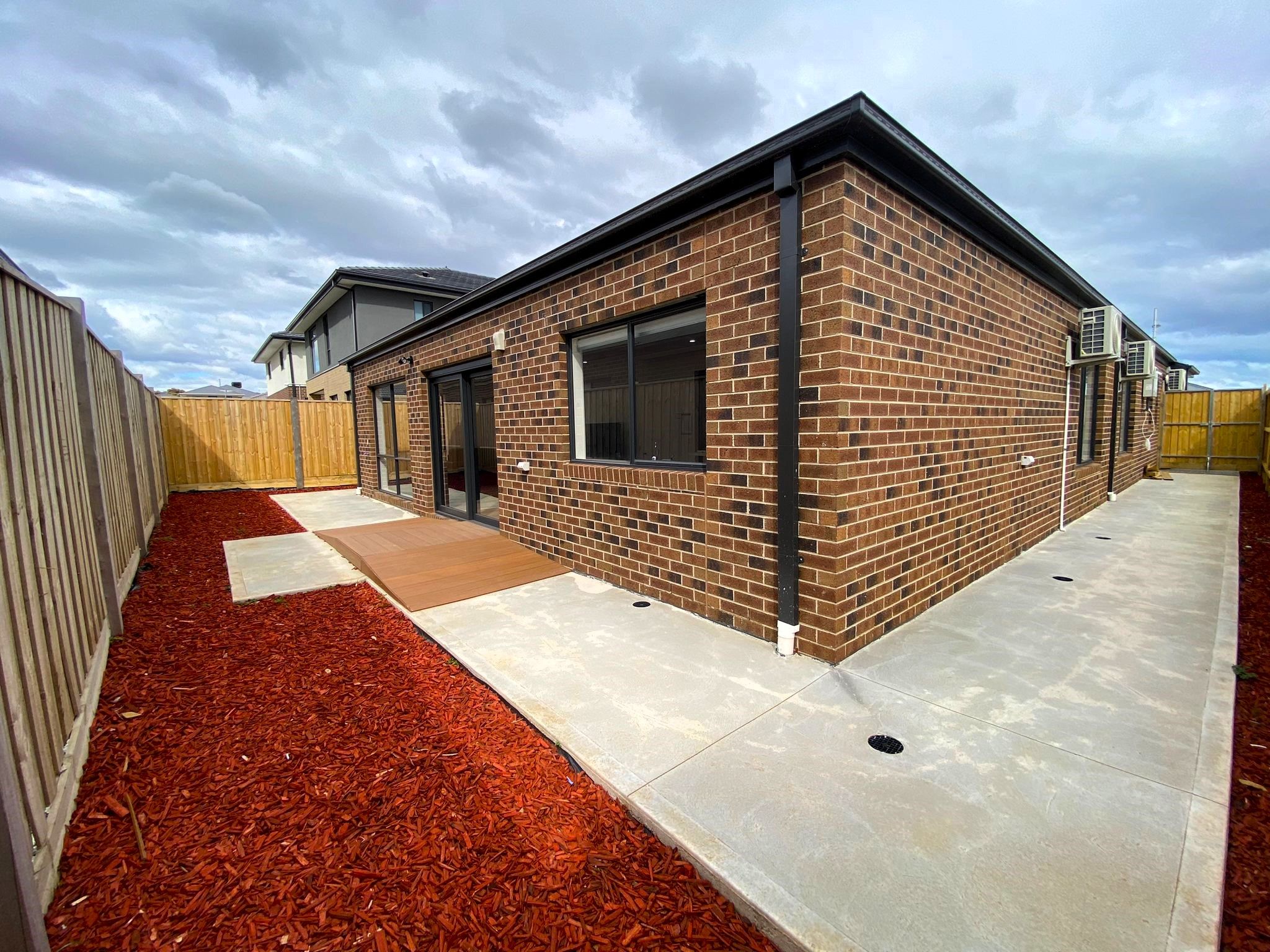 🏡 Luxury 3+1 HPS SDA Home | Premium Living in Reservoir in Reservoir
