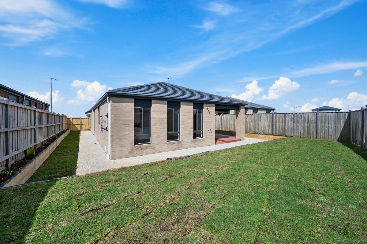 Modern 4-Bedroom HPS - Charlotte Street, New Norfolk — Home image 19