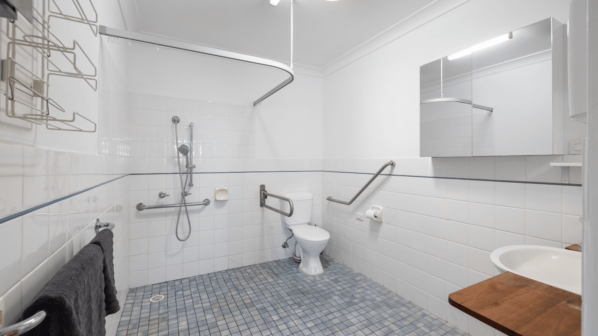 Beacon Hill – Private unit within shared home. No SDA required. — Home image 9