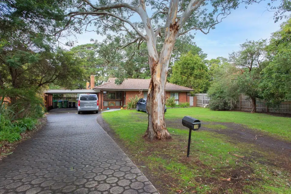 Rosebud: Basic house in Rosebud