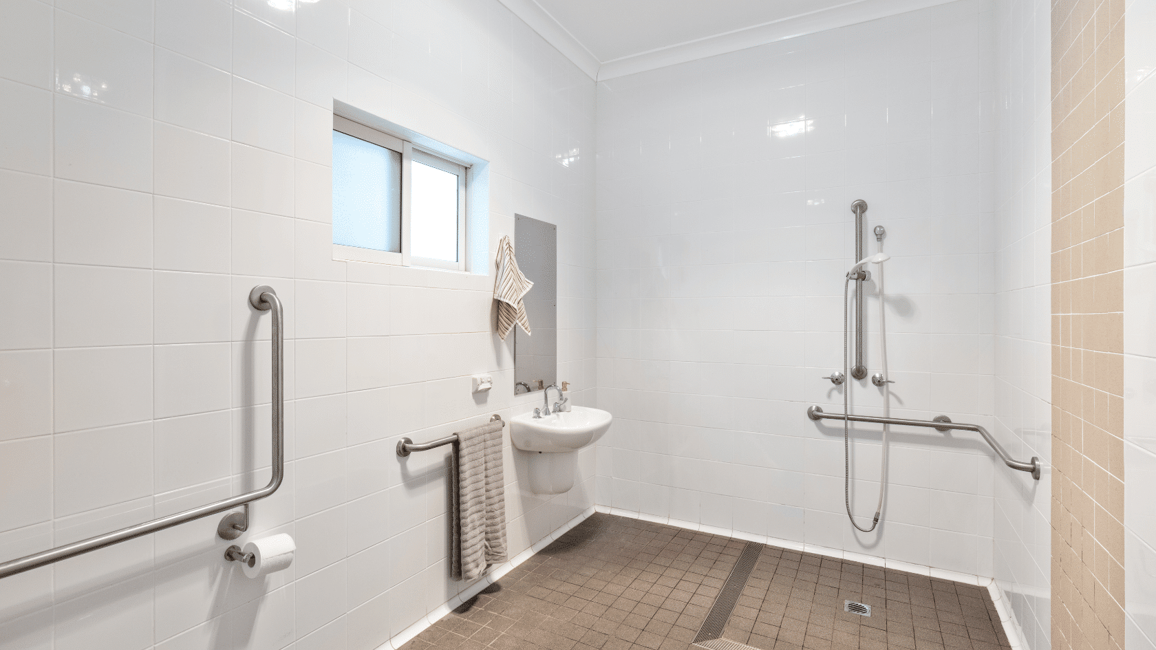 Elanora Heights - Shared 5-bedroom female home — Home image 8
