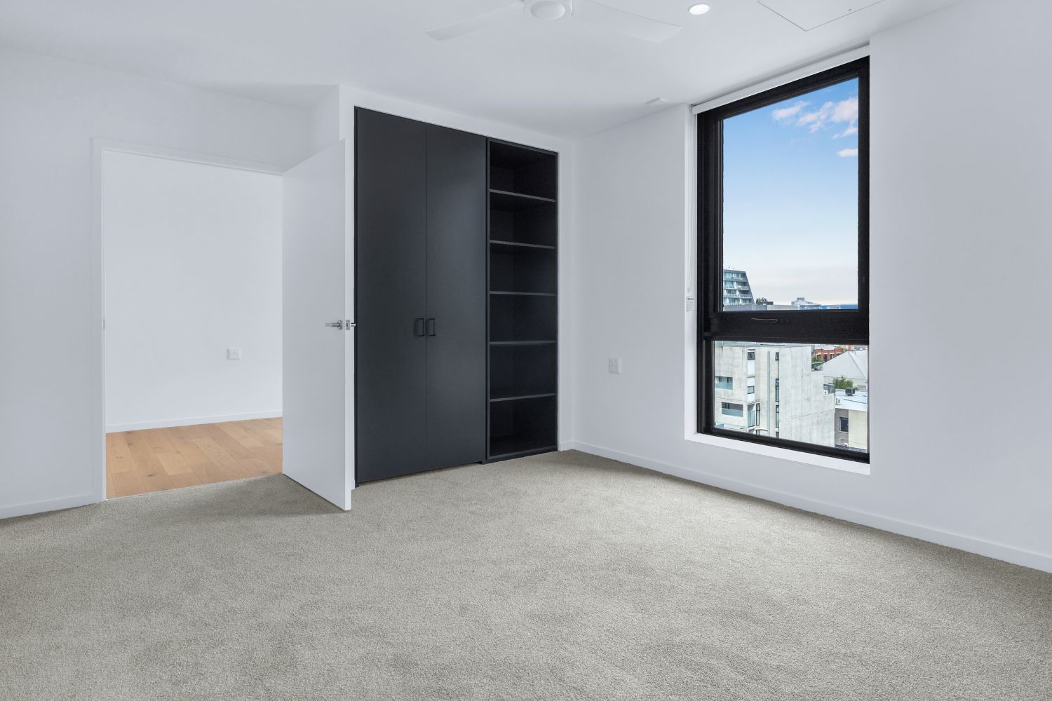 Brand new SDA in bustling Prahran — Home image 5