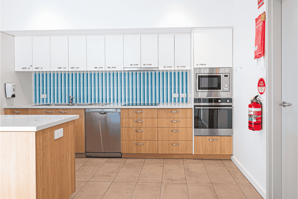 Contemporary Beachside Duplex — Home image 2