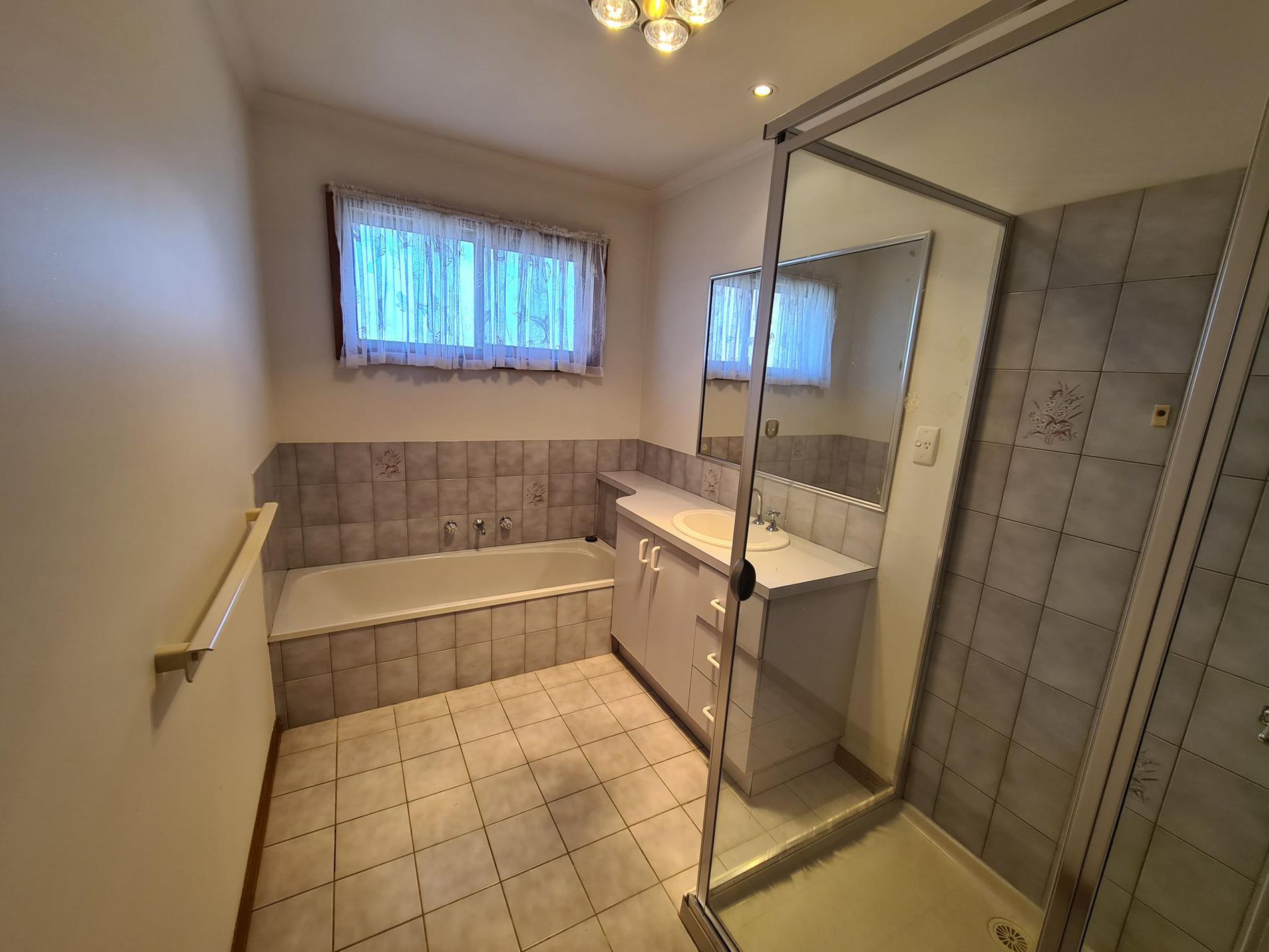 Accessible SIL Accommodation with Two Vacant Rooms on Maude Street, Shepparton — Home image 3