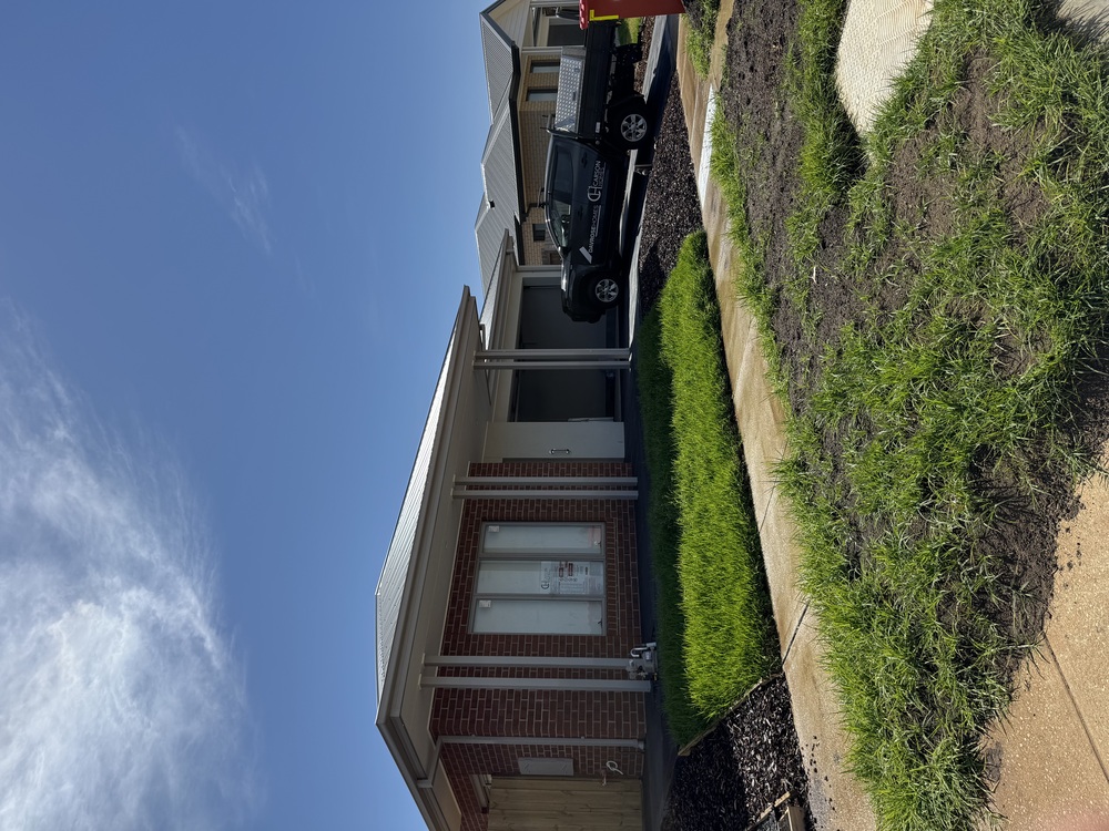 Robust SDA Two Independent Homes on One Title in Weir Views