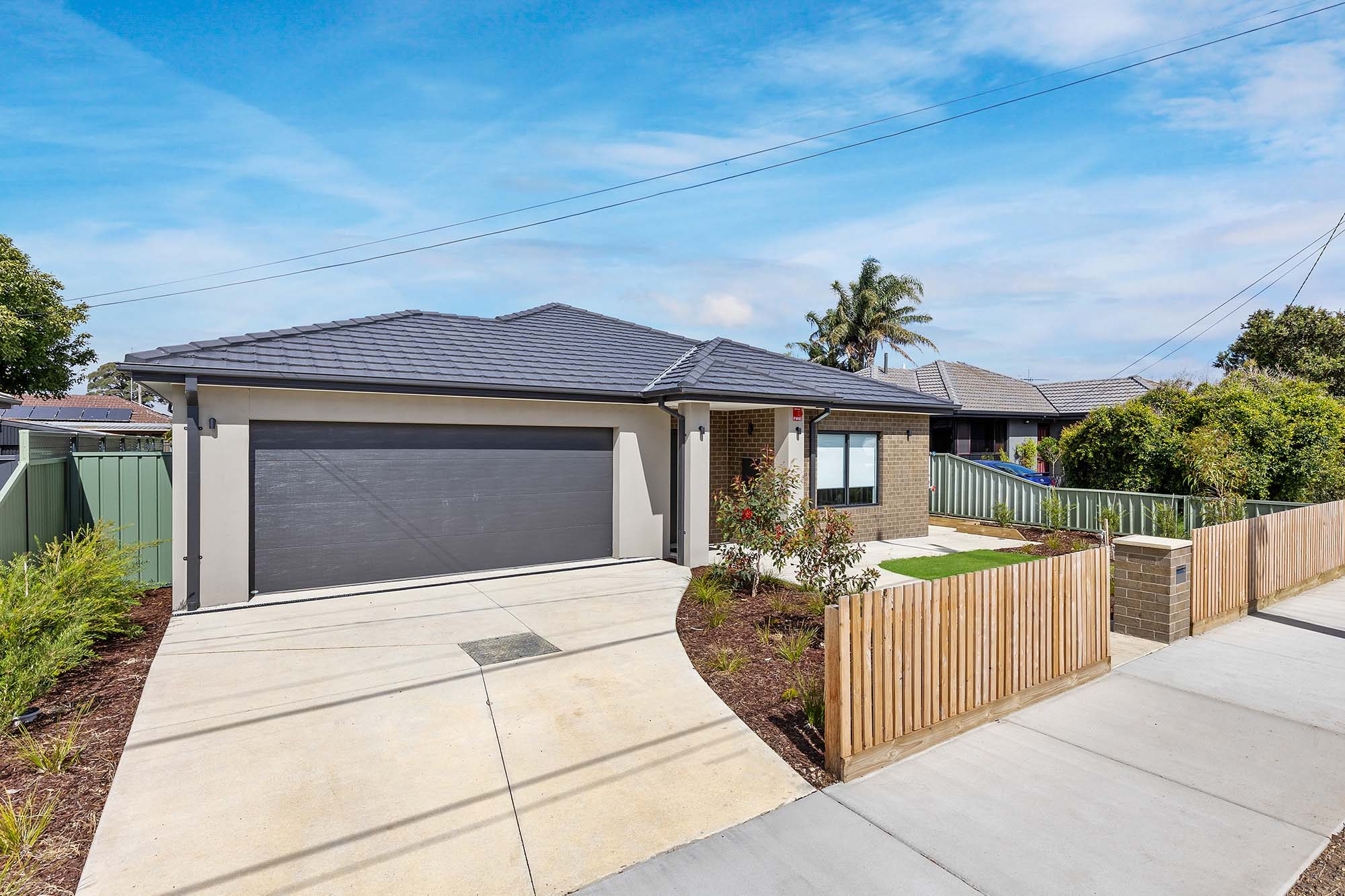 Modern 3 bedroom home with High Physical Support features available! — Home image 4