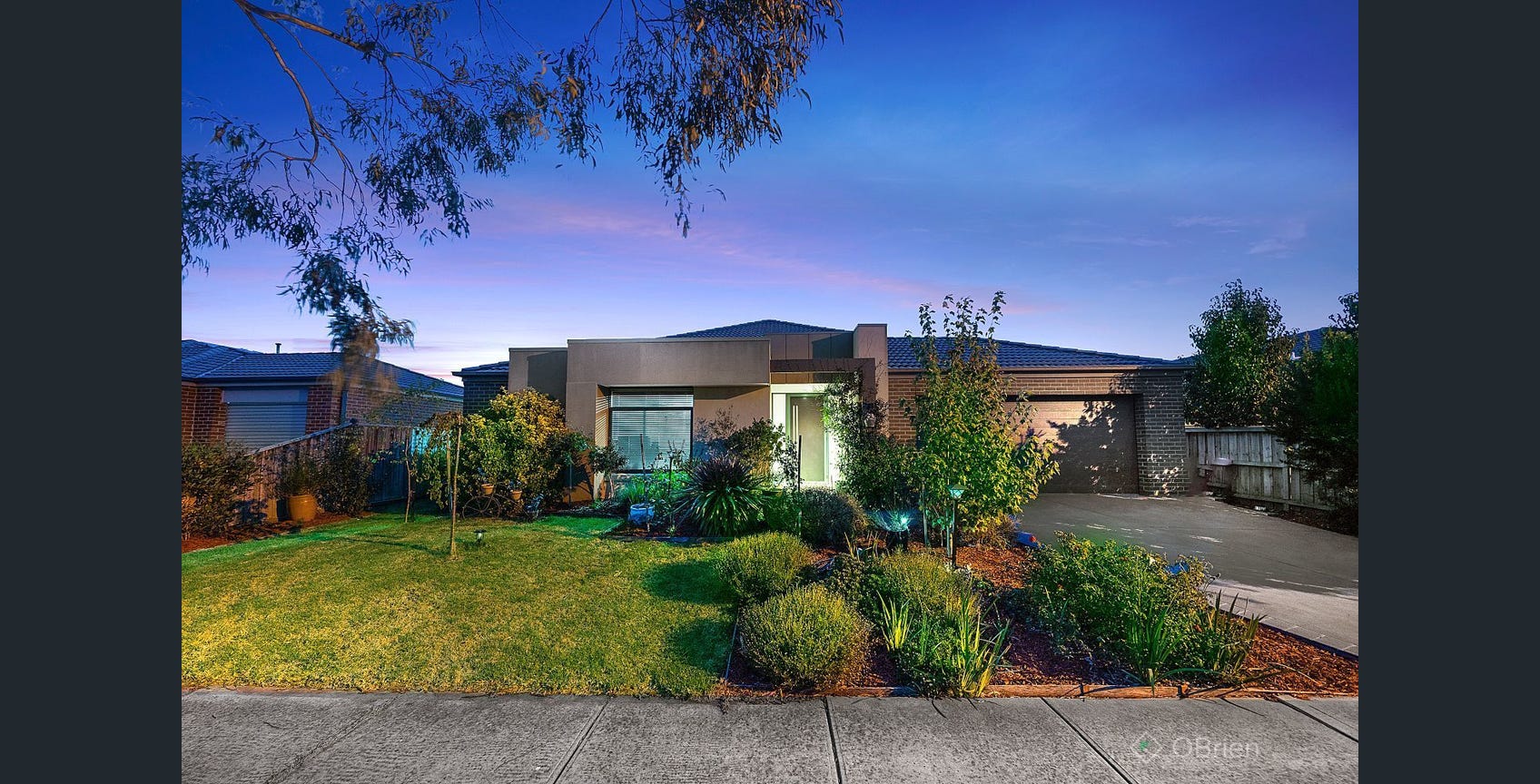 Seeking Resident at 1:3 Ratio  Accessible Home Cranbourne East TAC  NDIS — Home image 2