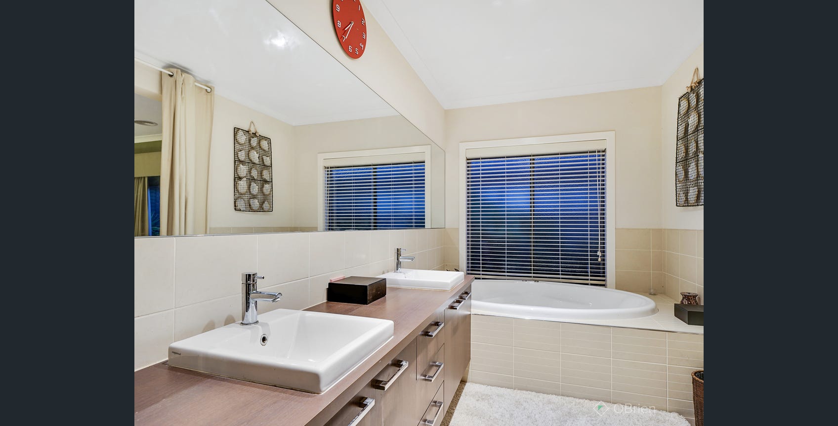 Seeking Resident at 1:3 Ratio  Accessible Home Cranbourne East TAC  NDIS — Home image 5