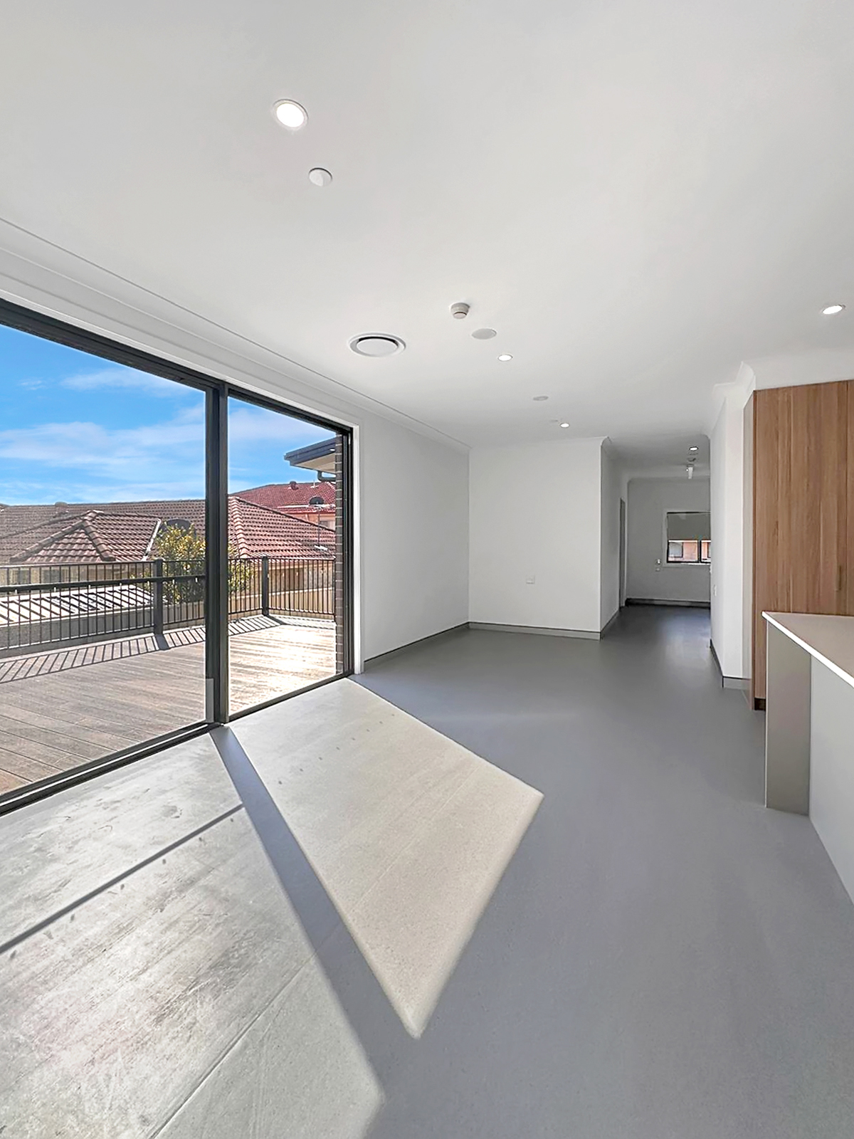 Available NOW - 2x HPS House in Edmonson Park — Home image 4