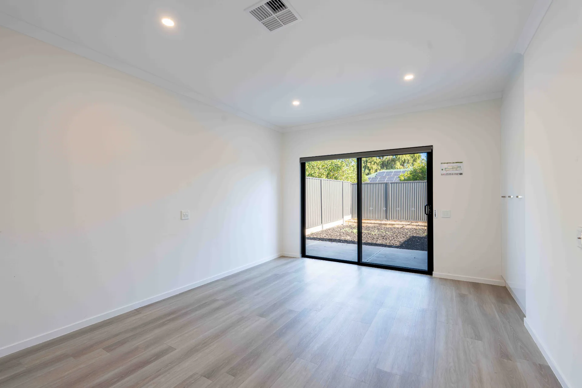 A-Beach Road — Home image 6