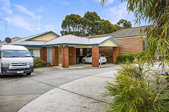 Spacious home in sought after Highton close to St Augustine's Lagoon. in Highton
