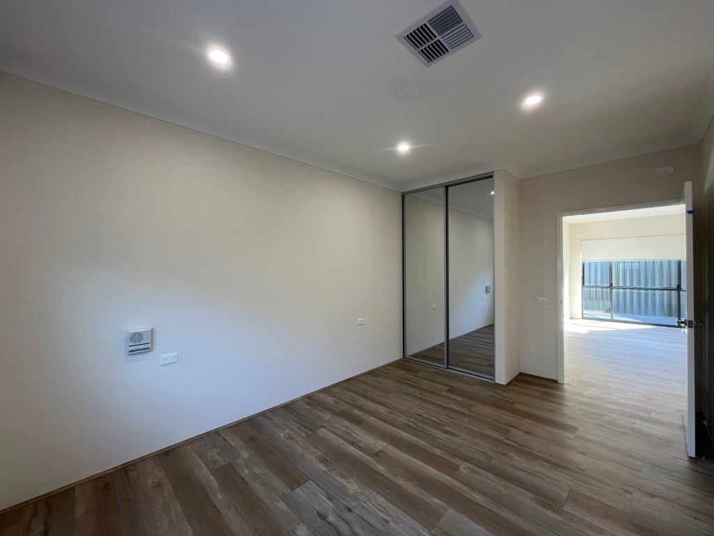 Madora Bay: Seaside Living Awaits - 3 Resident HPS Home — Home image 3