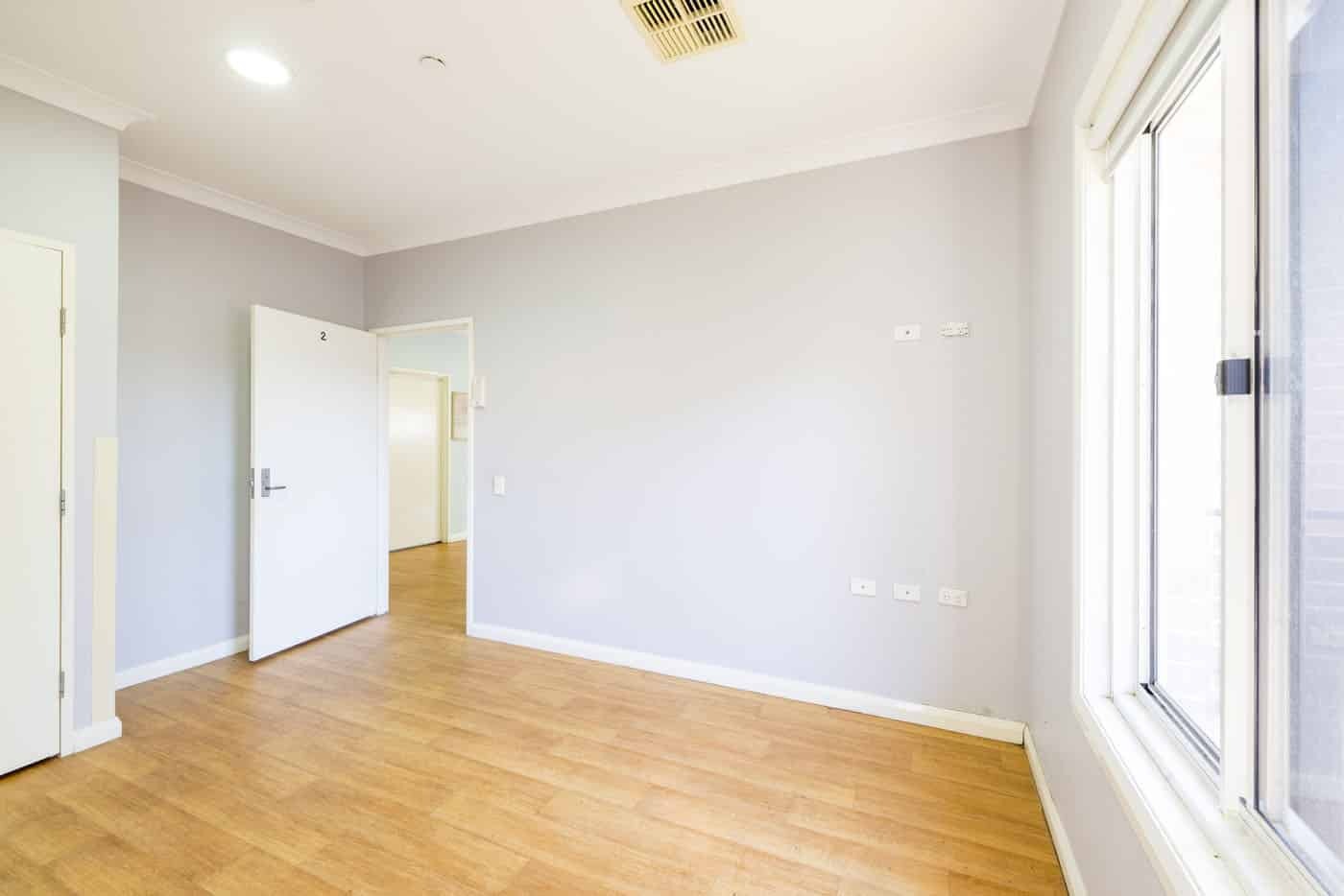 Self-Contained 3 bedroom shared villa in Cambridge Park — Home image 5