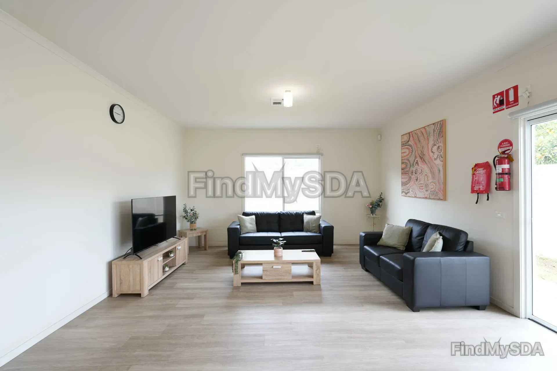 Miles Street — Home image 2
