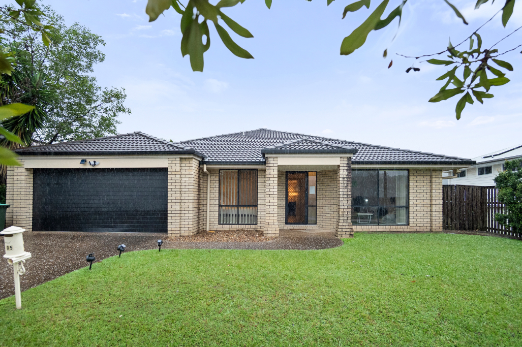 SIL: Pacific Pines, QLD in Pacific Pines
