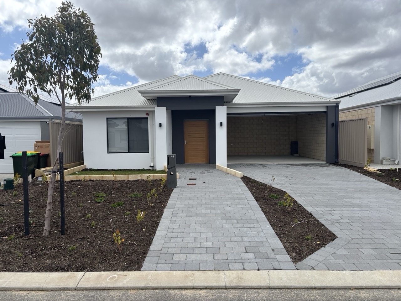 Mandogalup SDA House in Kwinana Town Centre