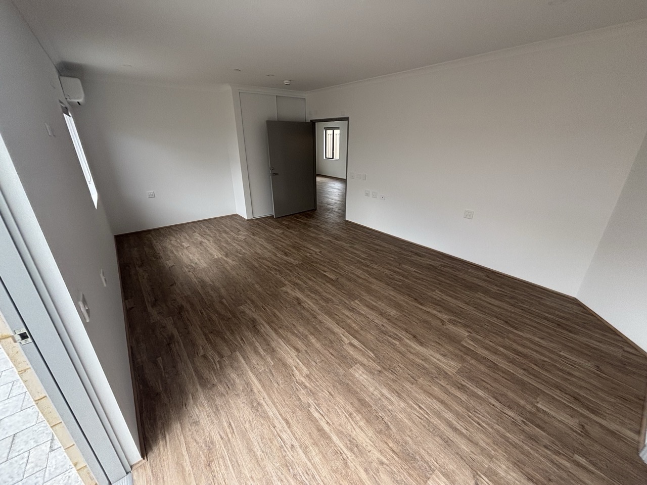 Mandogalup SDA House — Home image 11